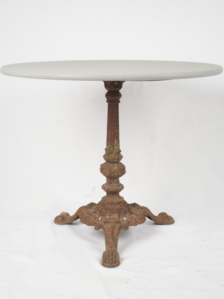 Round stone garden discount table