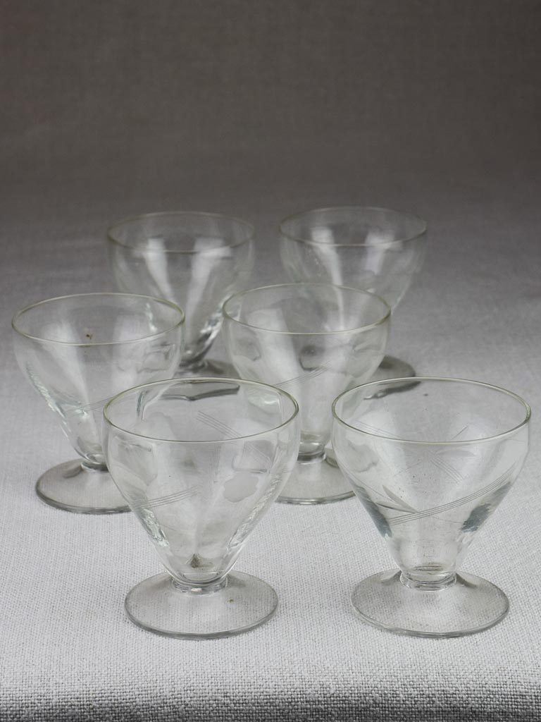 4 Vintage Etched Cocktail Martini glasses, 1950's Etched Floral