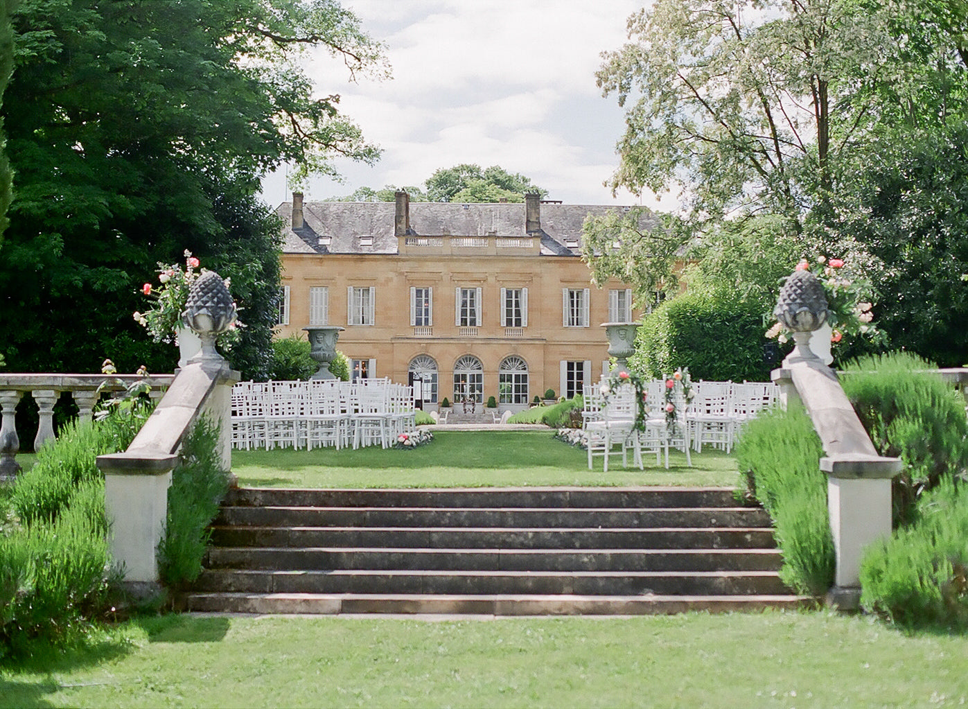 Traditional French wedding gift ideas for 2020 couples