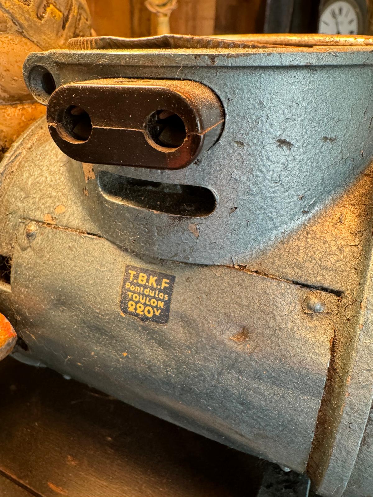 Authentic Michelin air compressor - 1960s