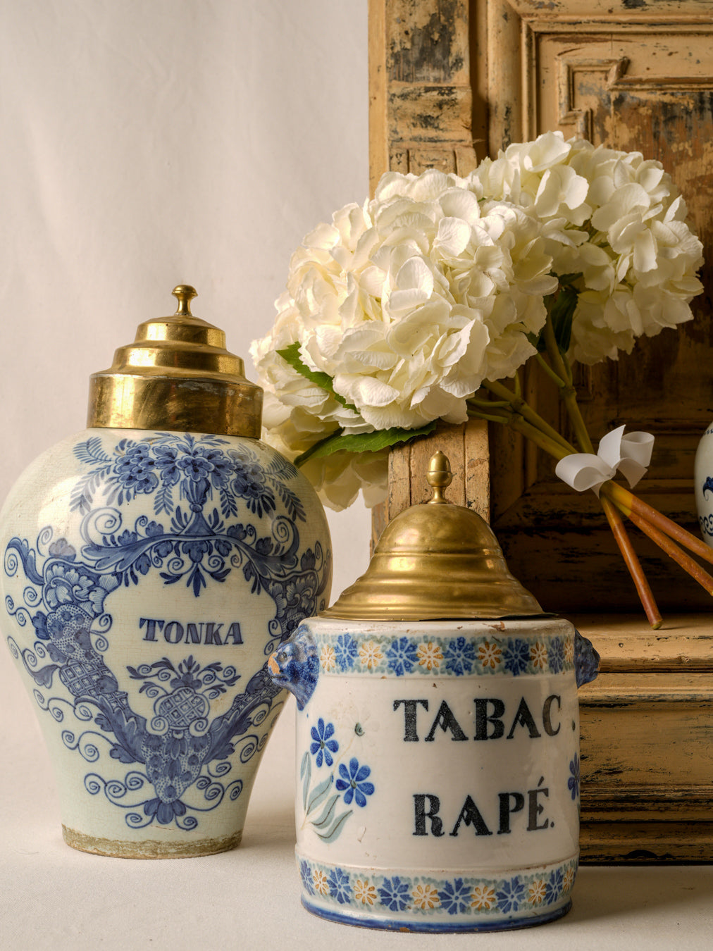 Historically significant faience snuff jar  