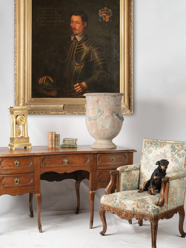 Timeless gilt bronze corinthian clock