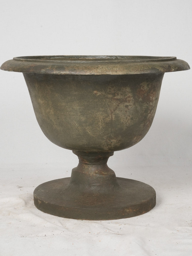 Large 19th-Century French Oval Cast Iron Planter w/ Grey Patina - 17¼" x  23¾" x 20"