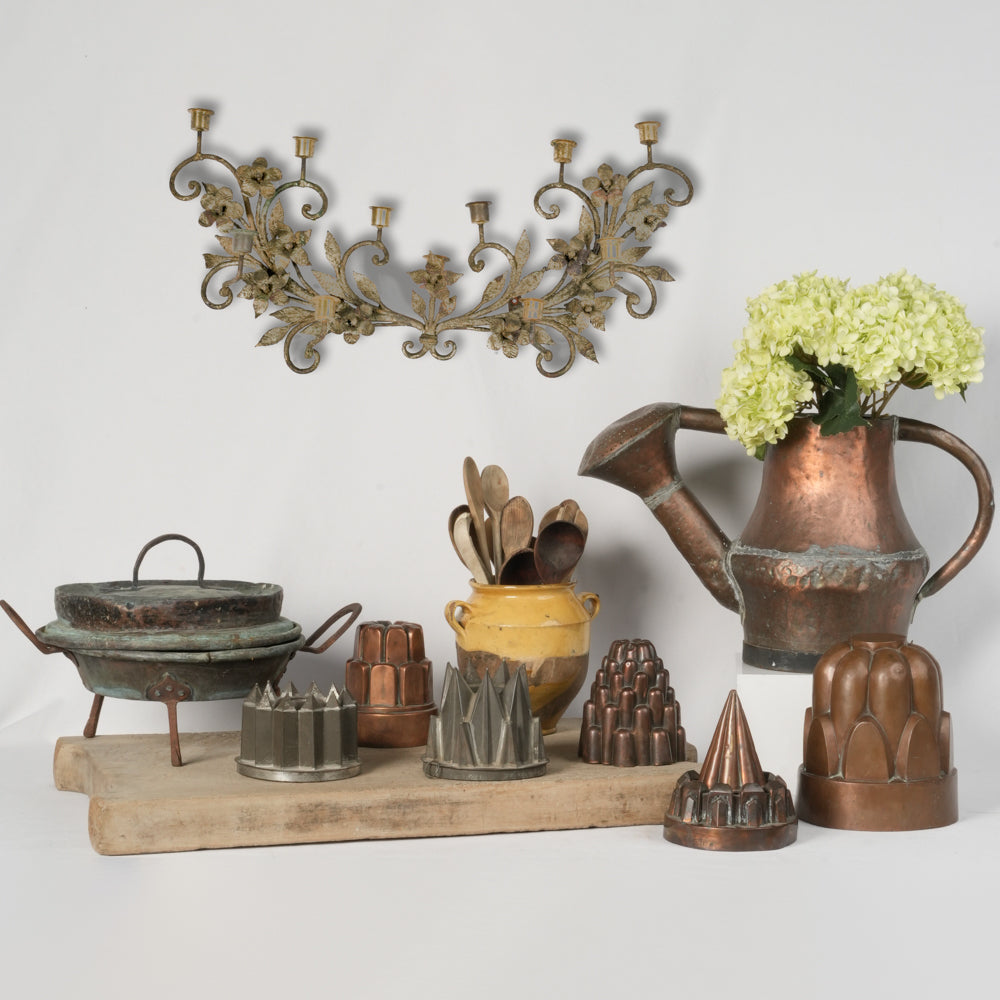 Regal 19th-century English decorative copper mold