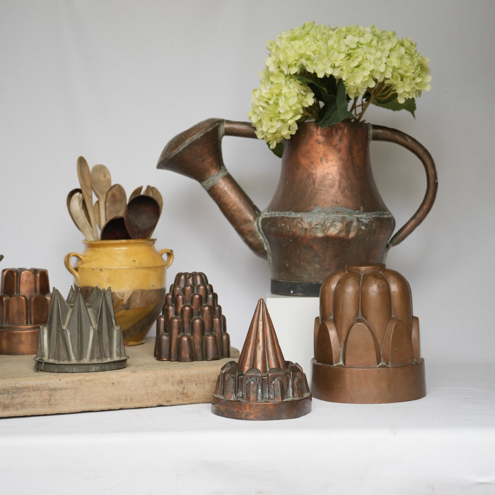 Intricate Three-Tier Geometric Jelly Mold