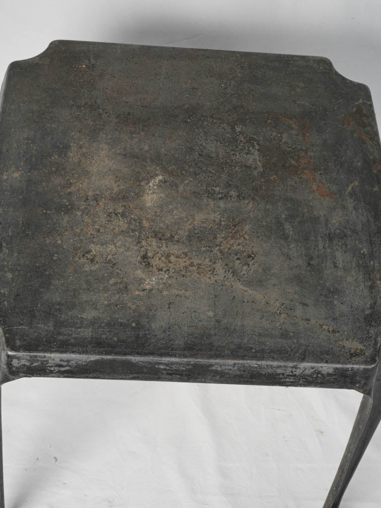 Square mid-century industrial table - Distinctive