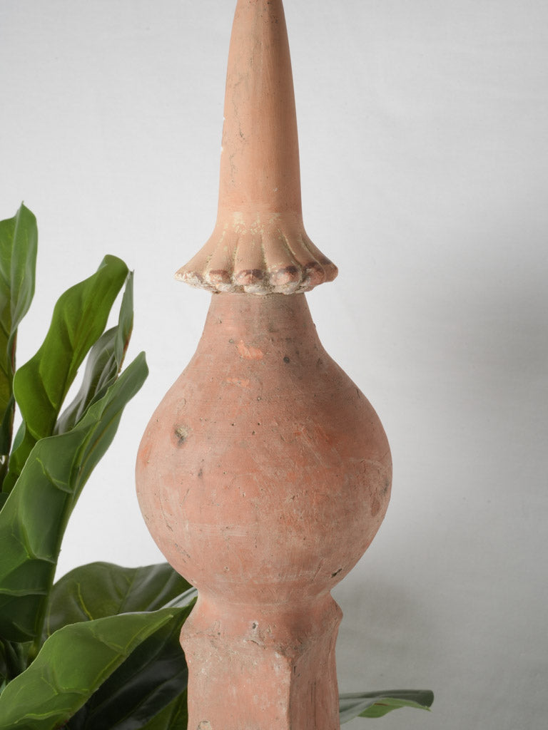 Provencal clay decorative roof ornament