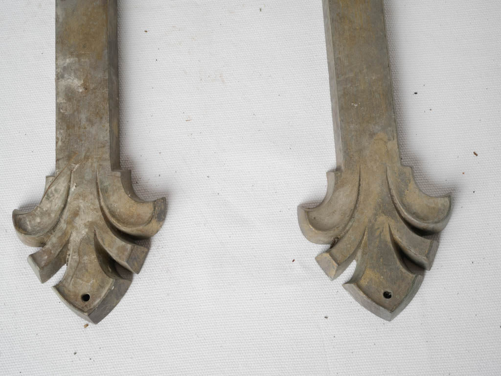 Elegant vintage arm wall sconces