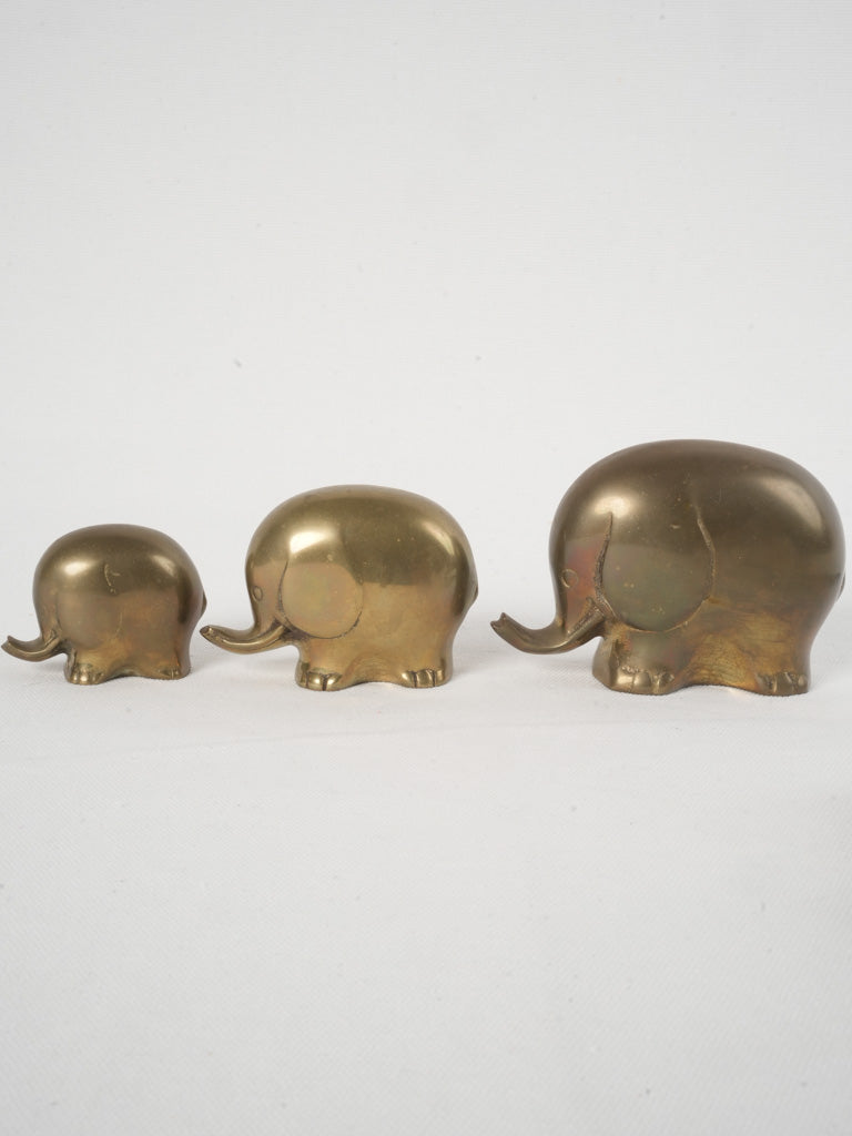 Family of 3 Charming Brass Elephant Sculptures / Paperweights