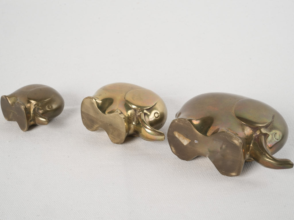 Family of 3 Charming Brass Elephant Sculptures / Paperweights