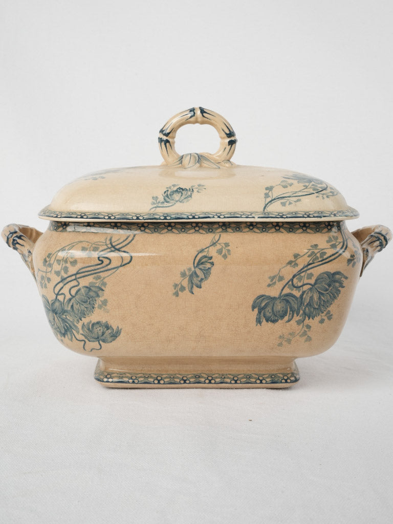 Elegant vintage Sarreguemines earthenware tureen