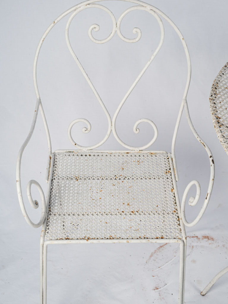 Ornate shabby chic yard dining furniture