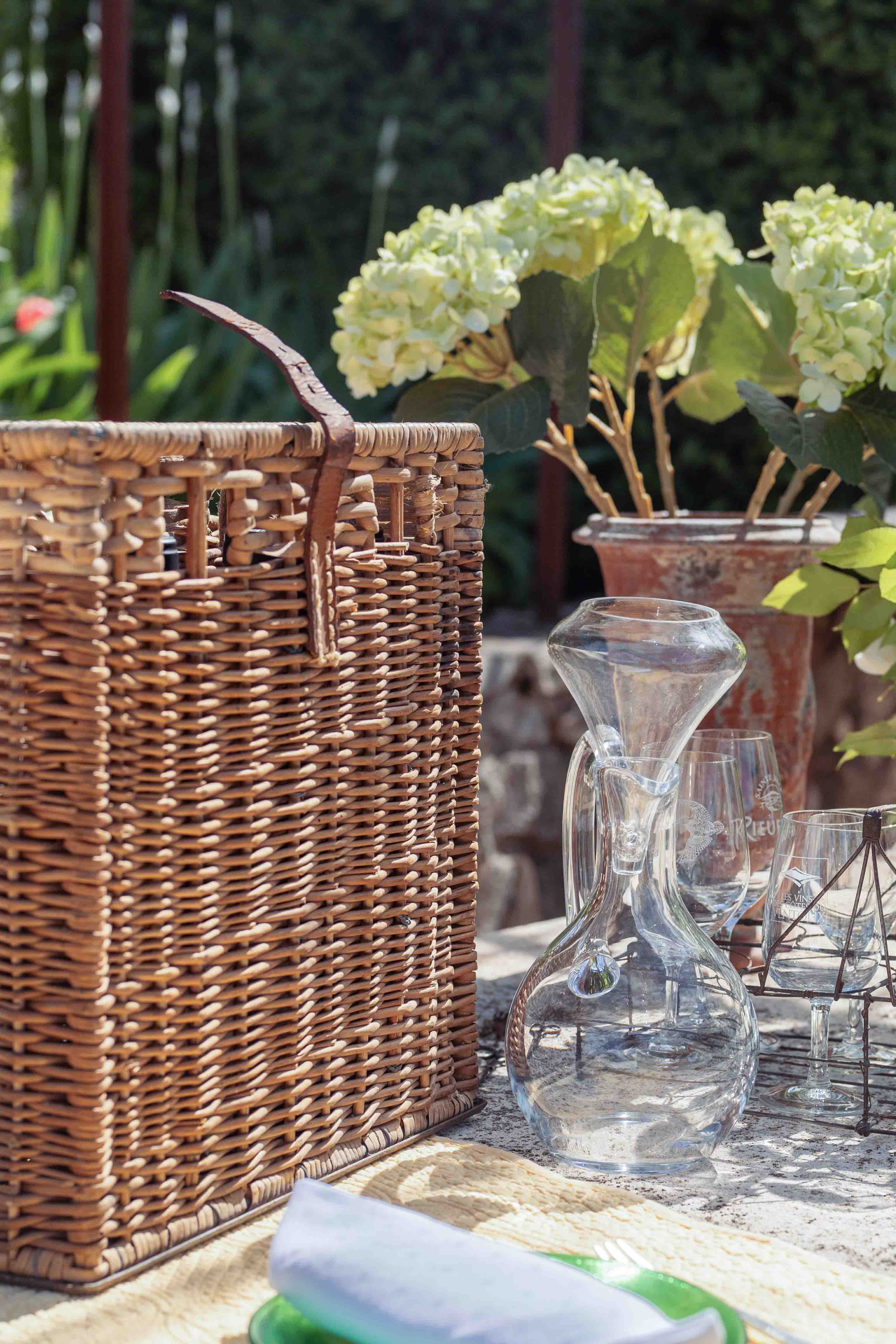 Antique wicker basket bottle carrier for a picnic 14½"