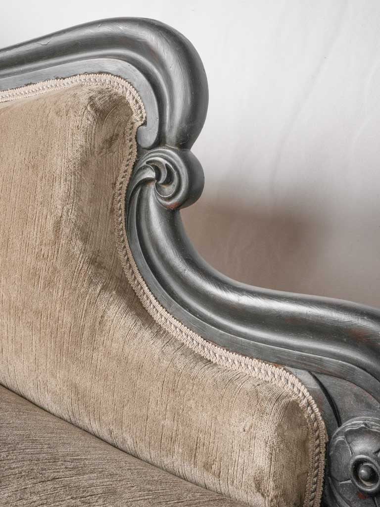 Elegant vintage French chaise lounge