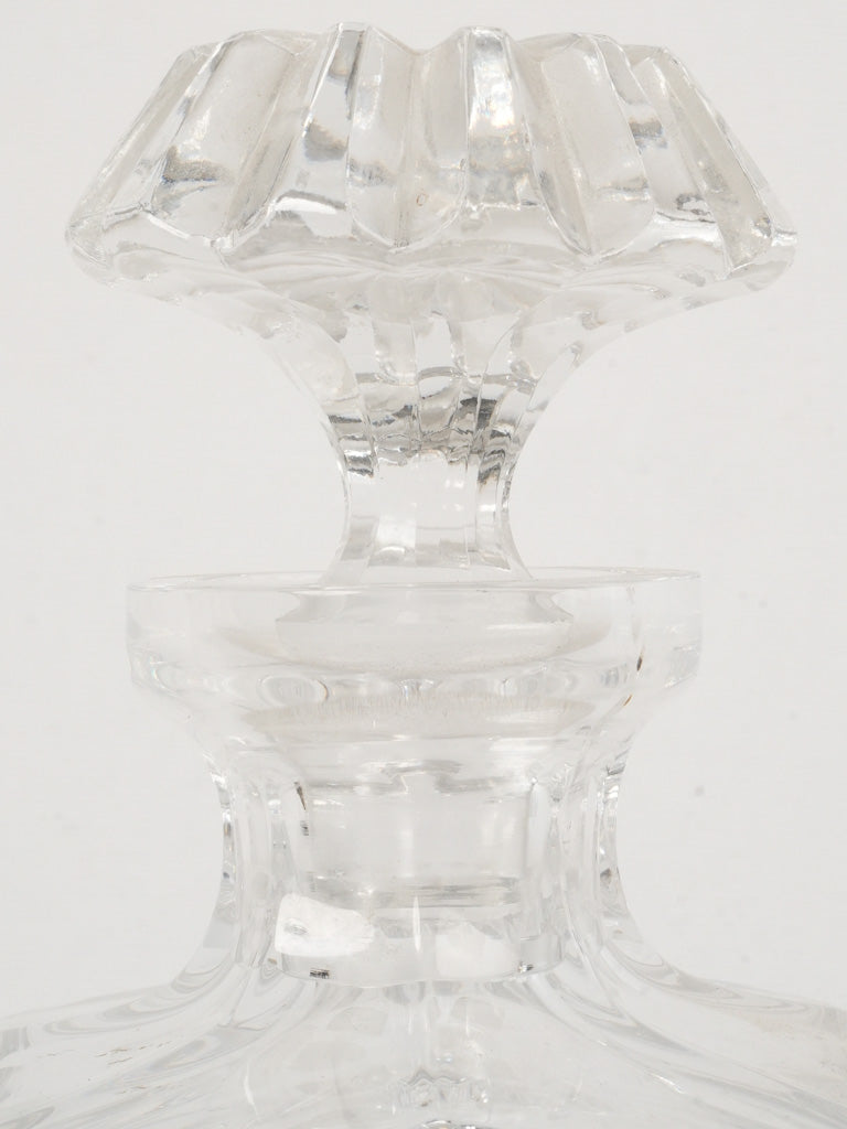 Stylish square crystal decanter