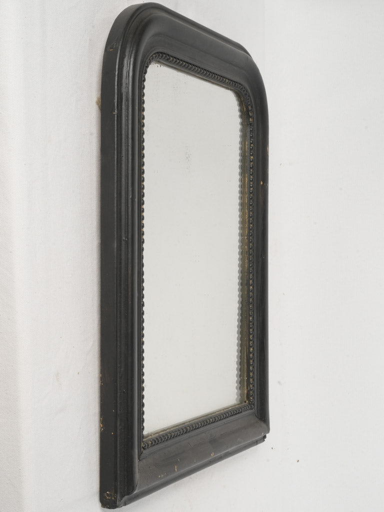 Refined historical style mirror