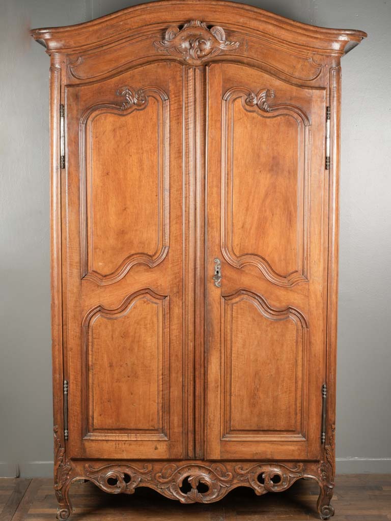 18th century French armoire - walnut 90½" x 59"