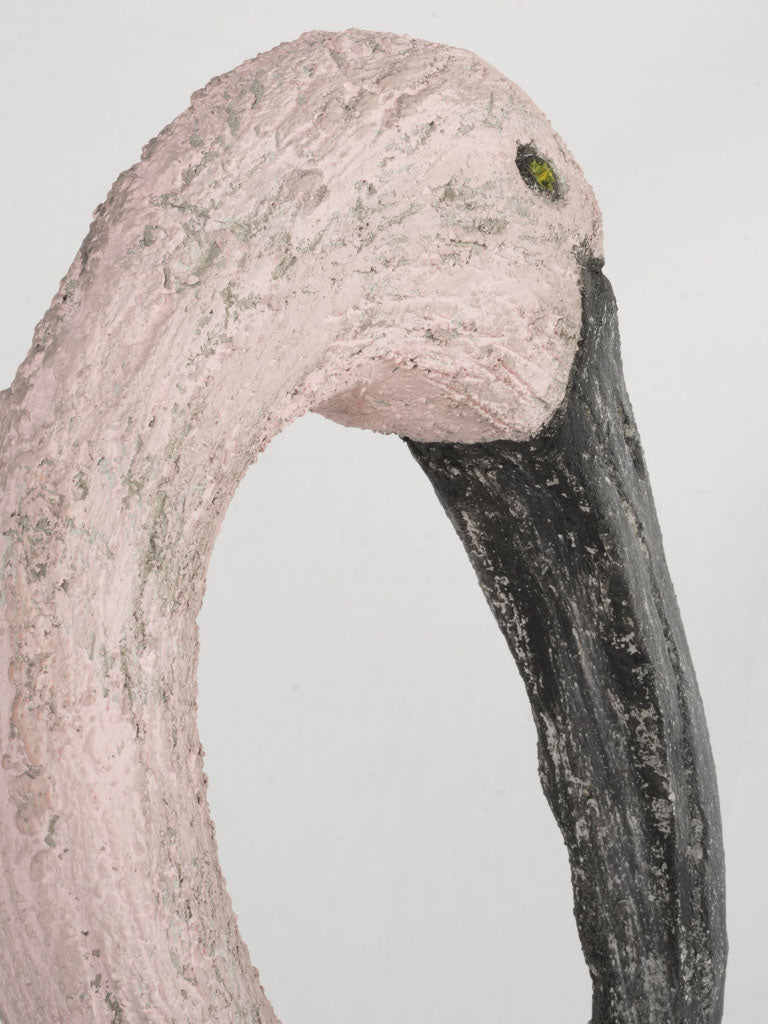 Lifelike textured mid-century flamingos