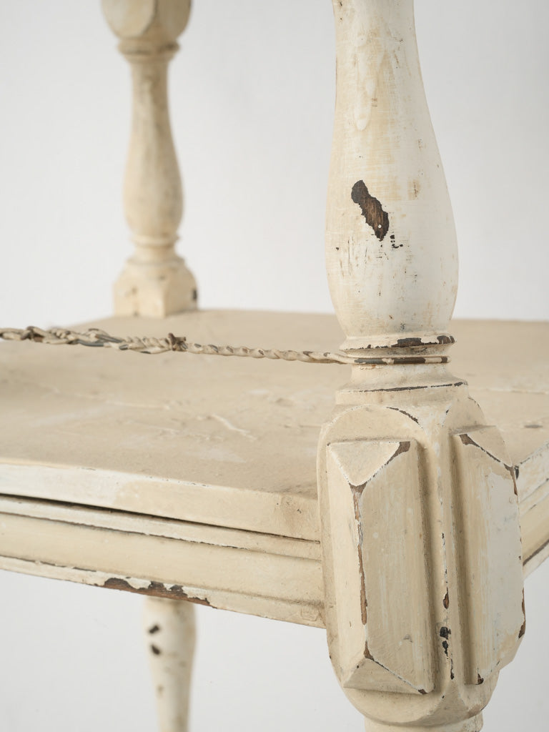 Classic distressed wooden pedestal table 