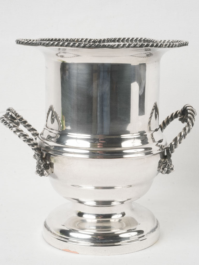 Elegant vintage silverplate ice bucket  