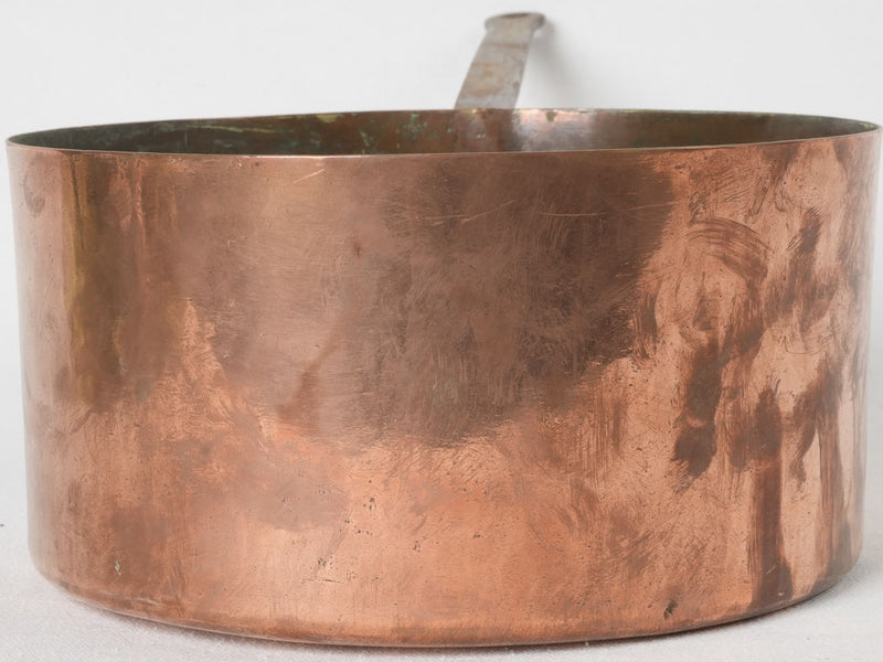 Elegant handled copper cooking pan