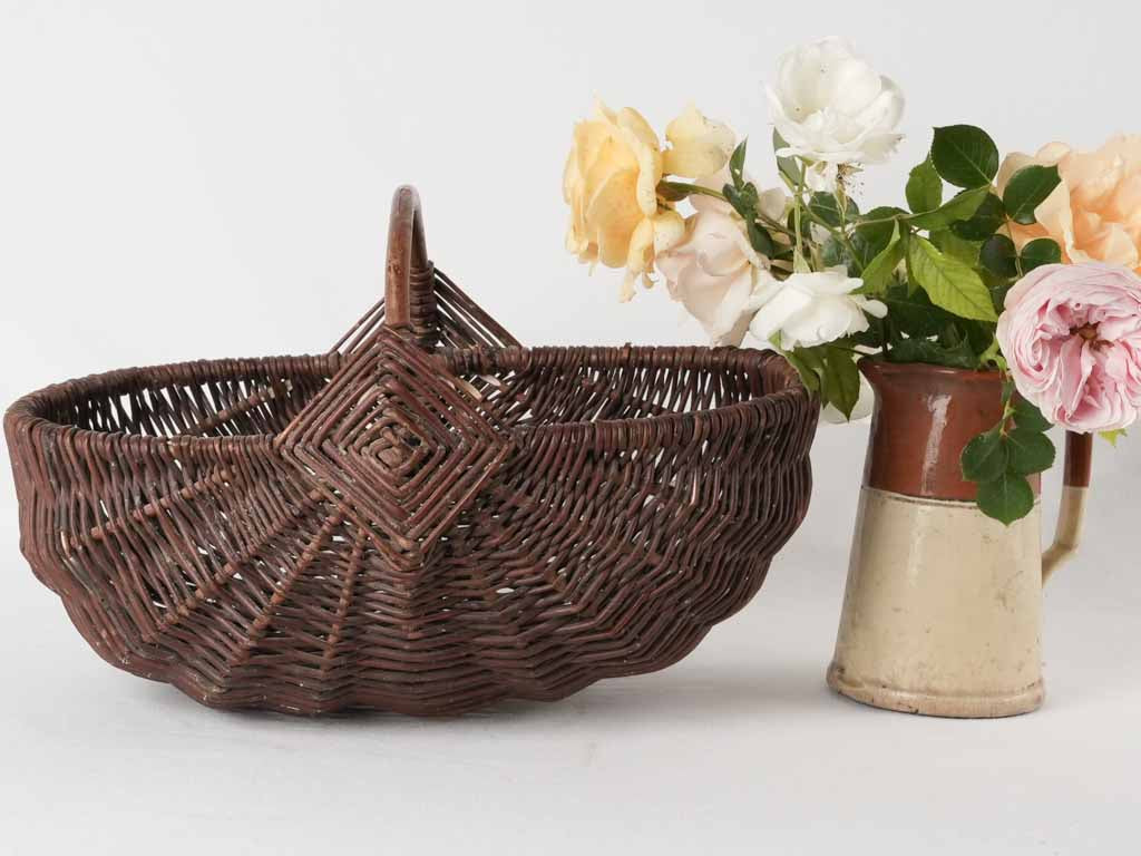 Wicker harvest basket - broad 17¾"