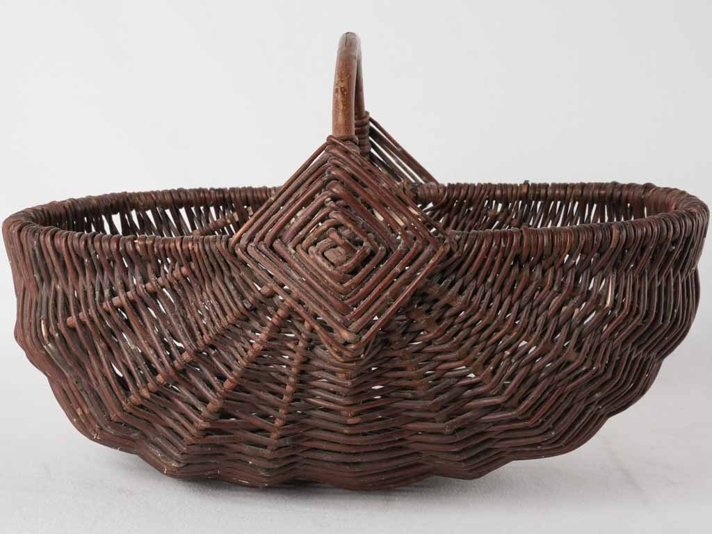 Wicker harvest basket - broad 17¾"