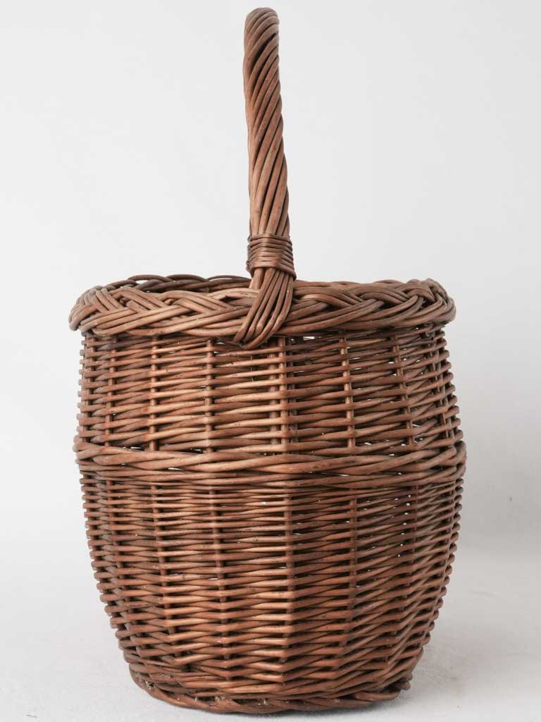 Charming natural wicker fruit basket