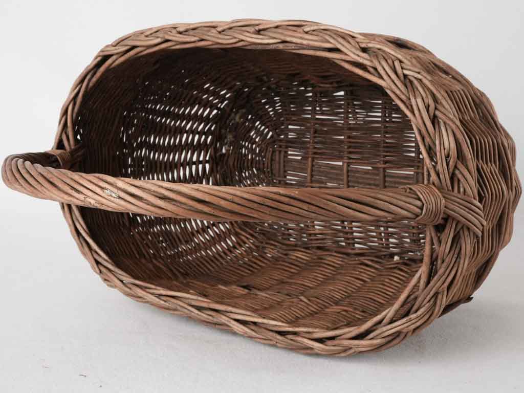 Durable handmade berry picking basket