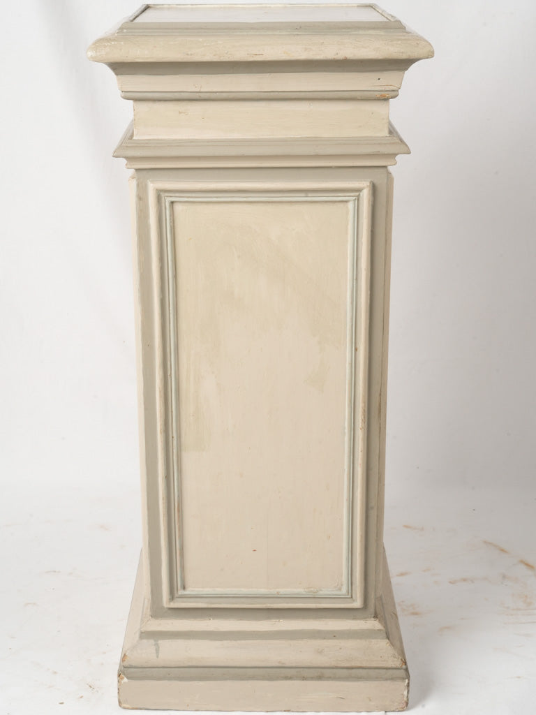 Tiered molding display pedestal  