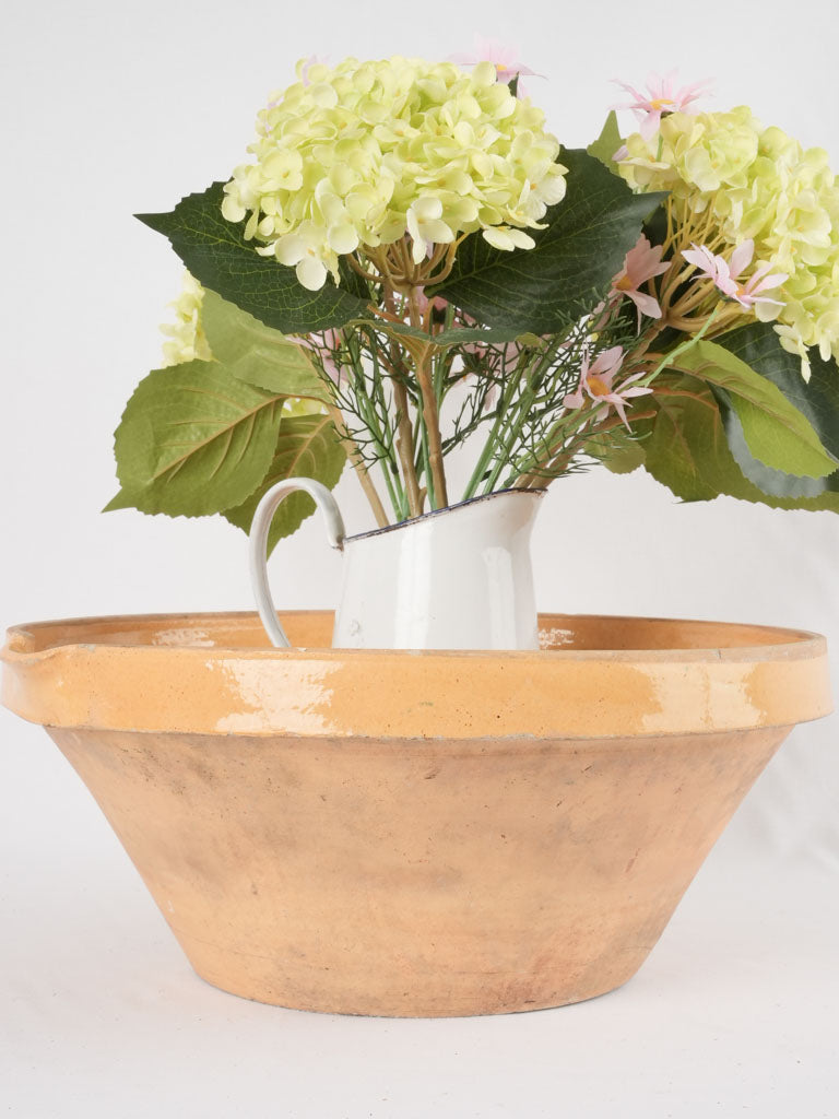 Antique French yellow Tian bowl