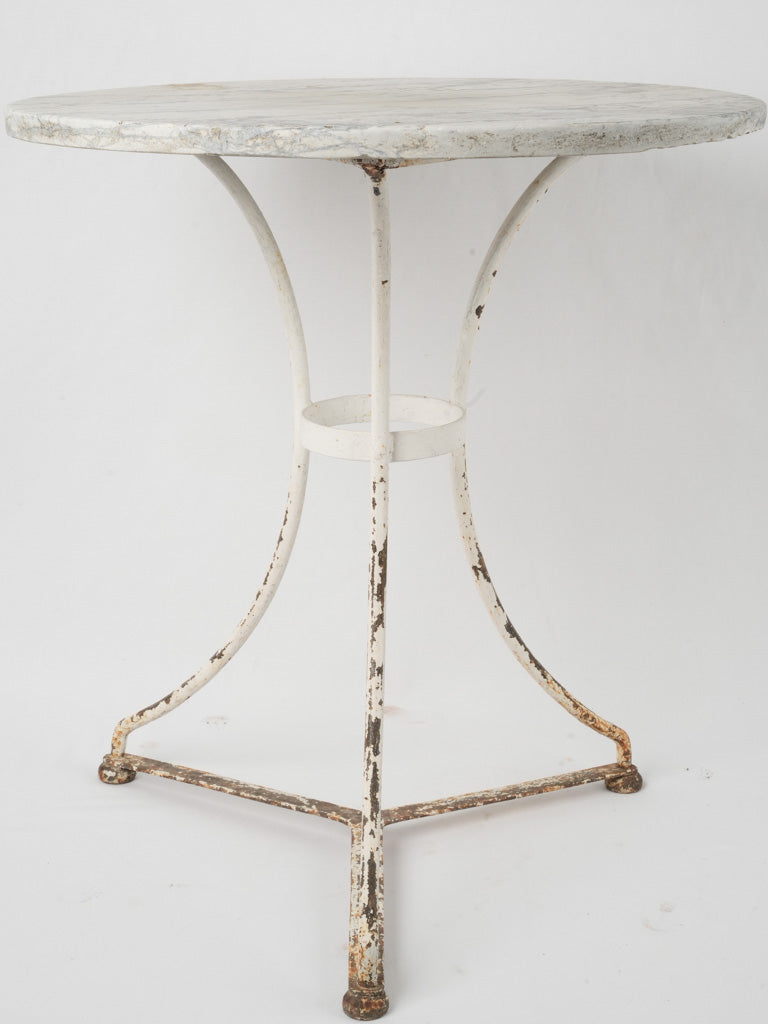 Classic white marble round table