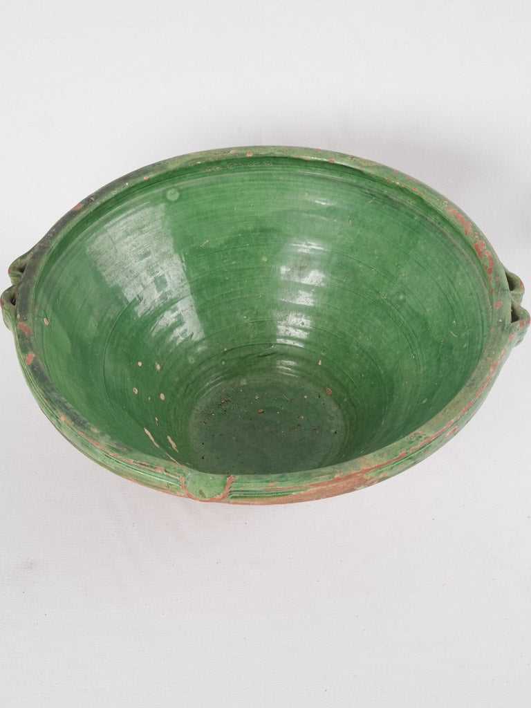 Aged green glazing culinary bowl