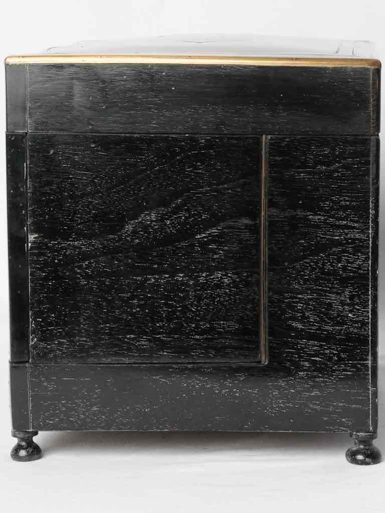 Elegant study decorative liquor cabinet