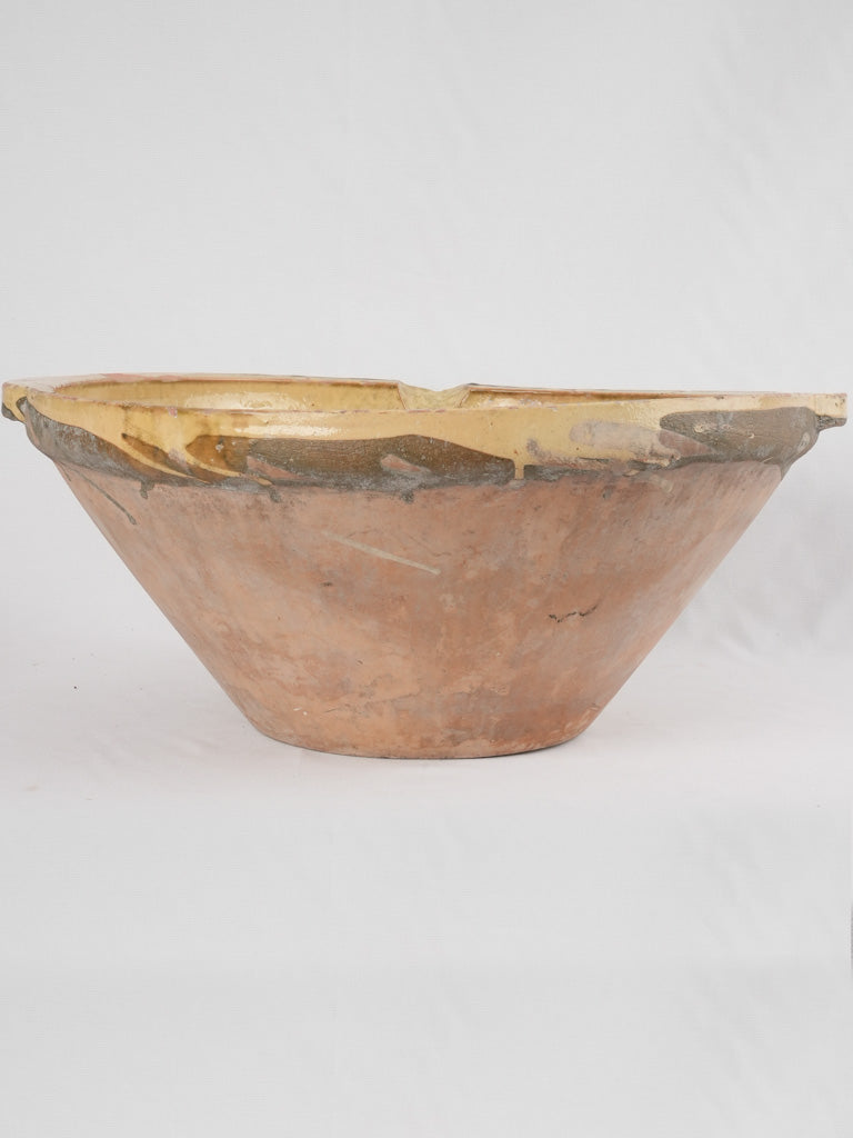 Aged glaze finish Provence tian bowl