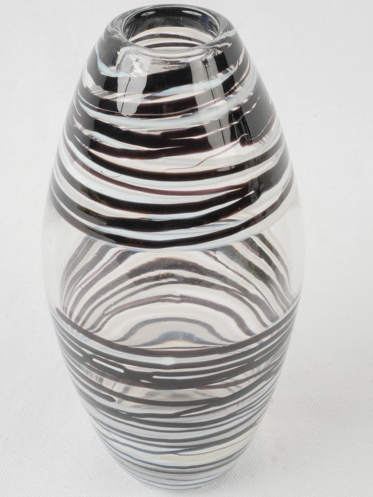 Artistic floating illusion glass vase