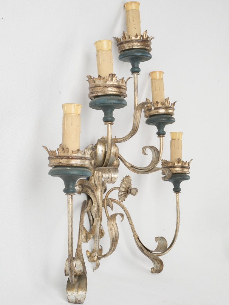 Elegant wooden bobèche lighting decor