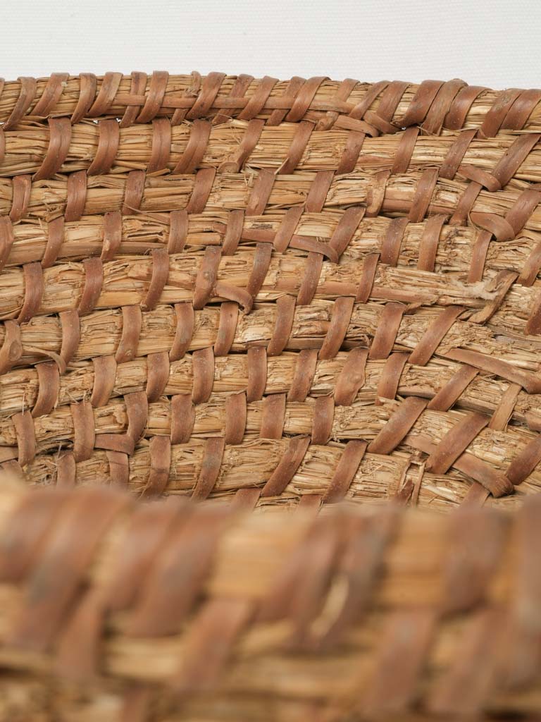 Decorative traditional dough shaping baskets