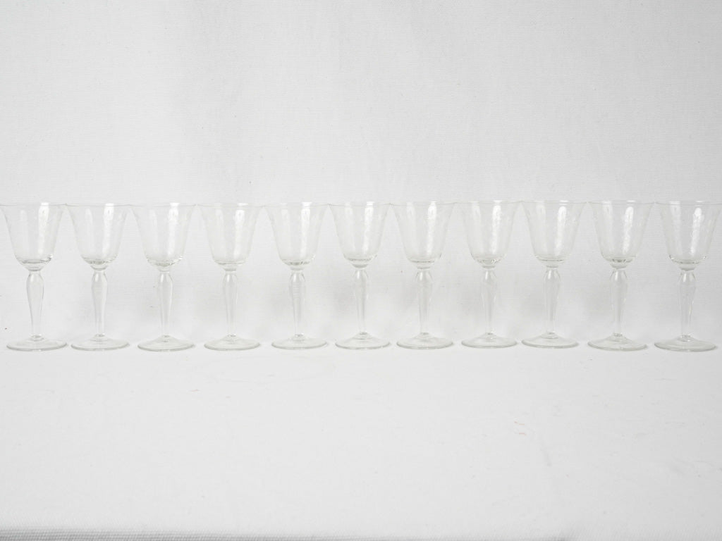 Sophisticated handcrafted crystal wine glasses