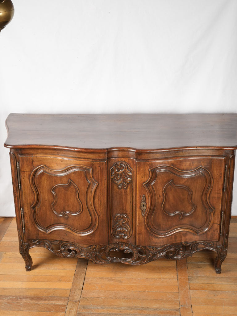 Elegant French bourgeois storage buffet