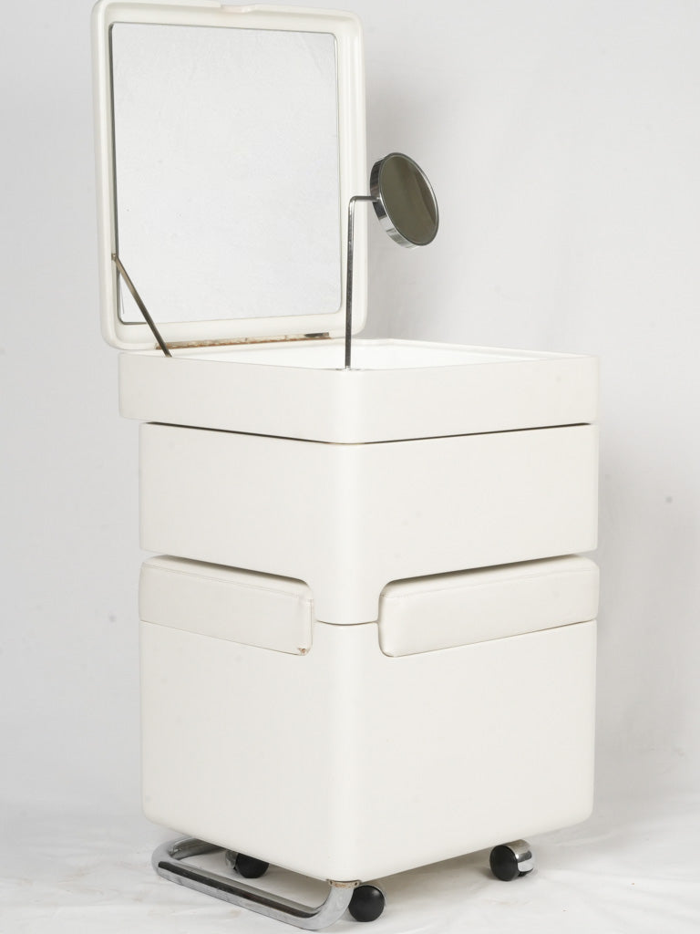 White collapsible dressing table