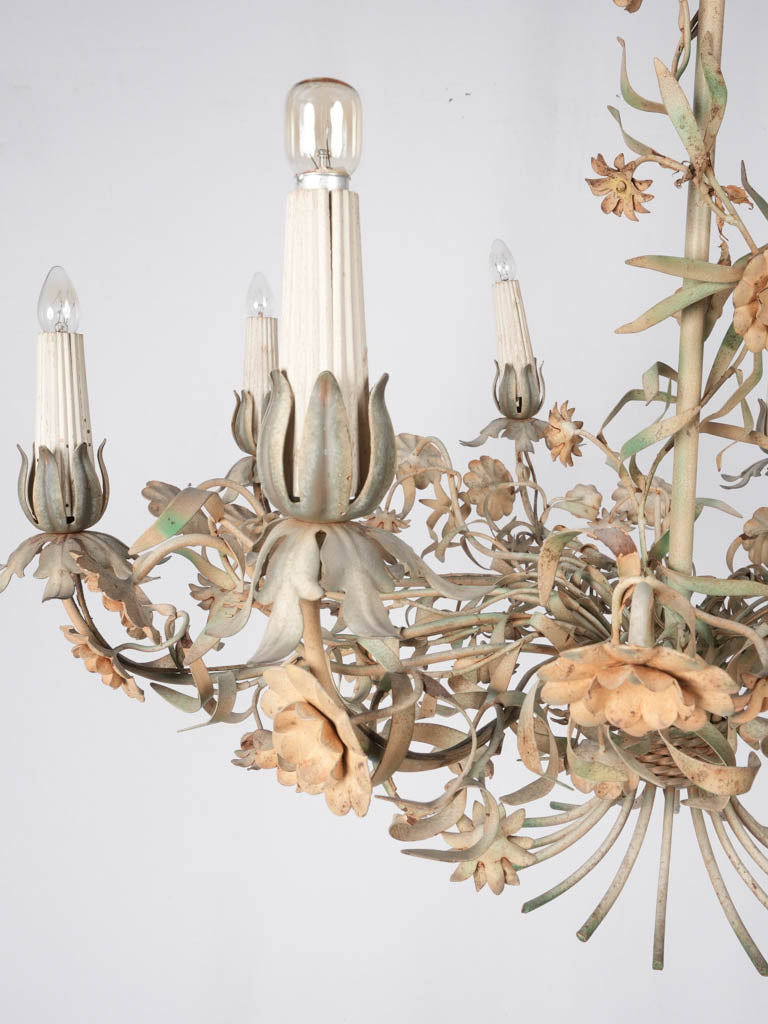 Eighteenth-century style tole lighting piece