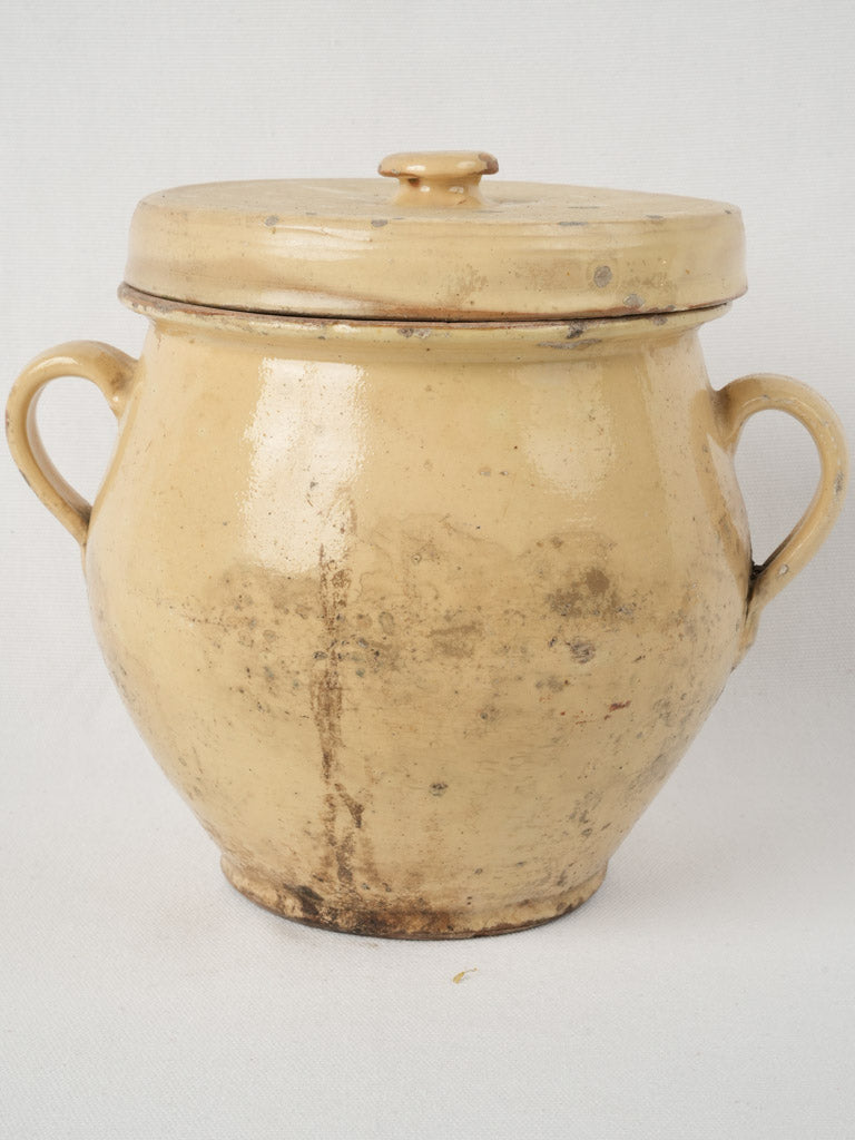 Classic 19th-century yellow preserving pot