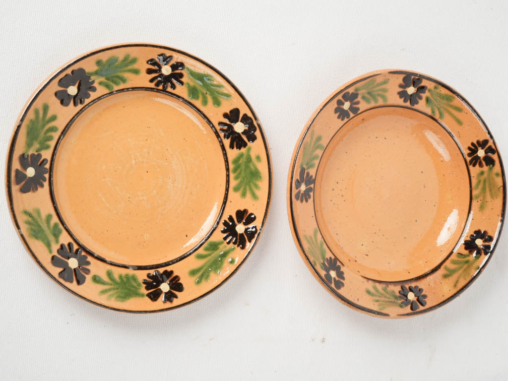 Old-world chic brown flower plates