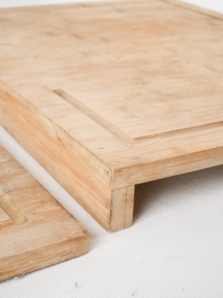 Weathered, rustic kitchen cutting board set