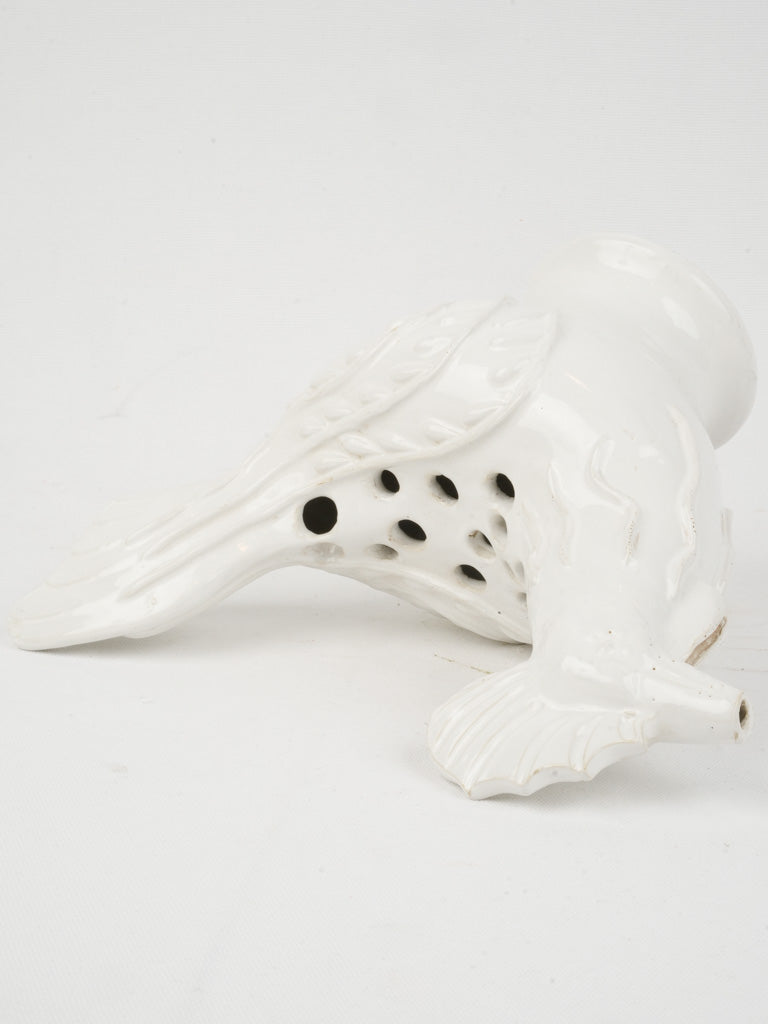 Artistic, classic white glazed rooster pique-fleurs