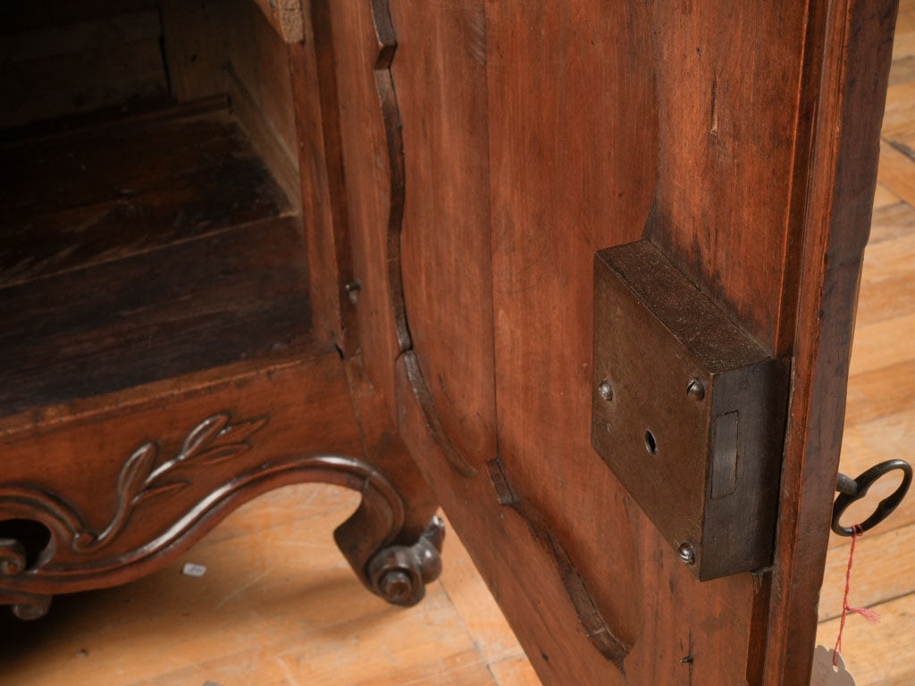 Historic Nîmes French walnut credenza