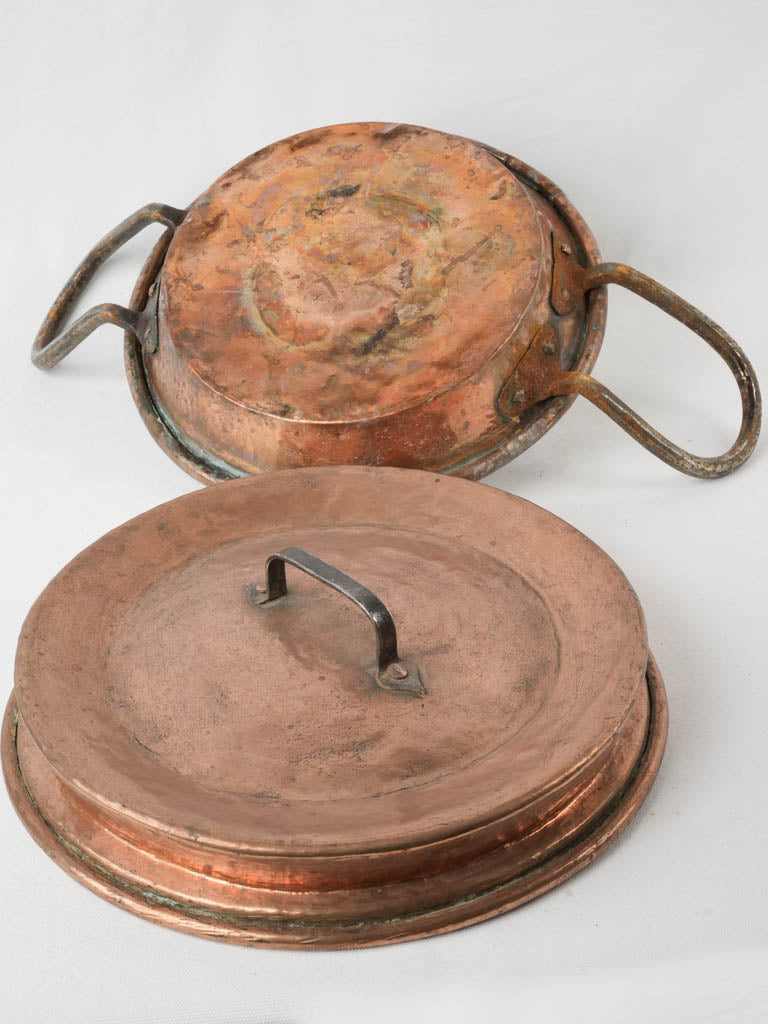 Well-crafted vintage copper warming pot