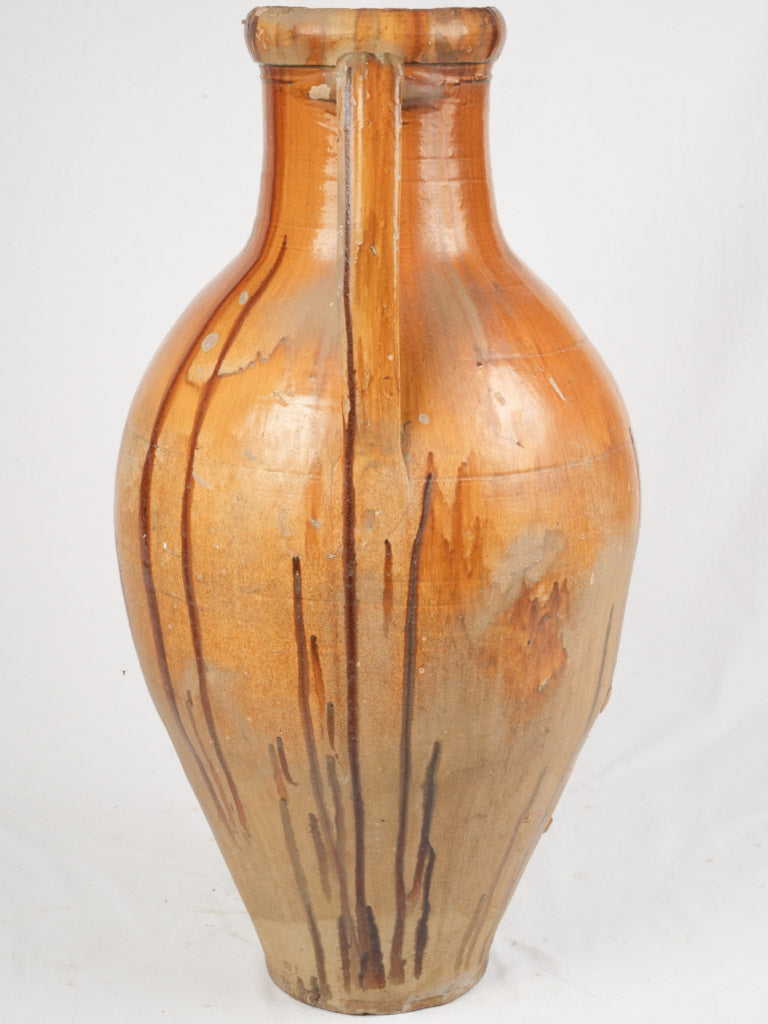 Rich, golden-yellow Capasone Amphora