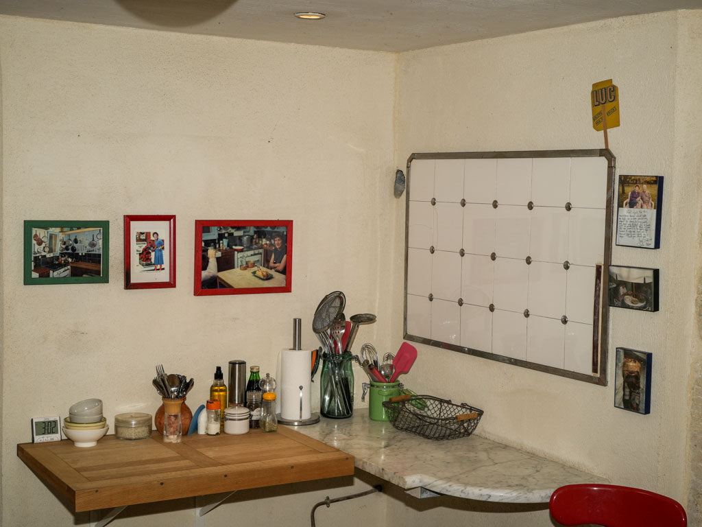 Aged chrome-framed backsplash